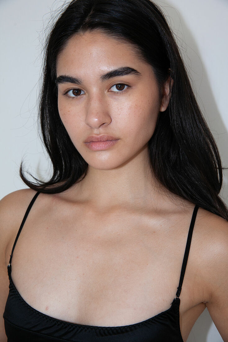 Natasha Goly Photography. studio portrait. Augustina
